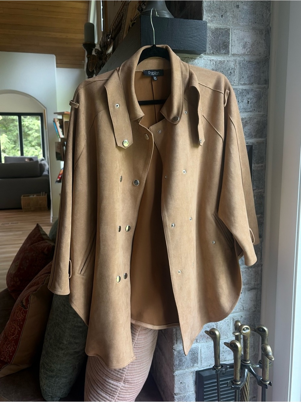 Papillon Blanc Camel Suede Cape-Style Trench Coat